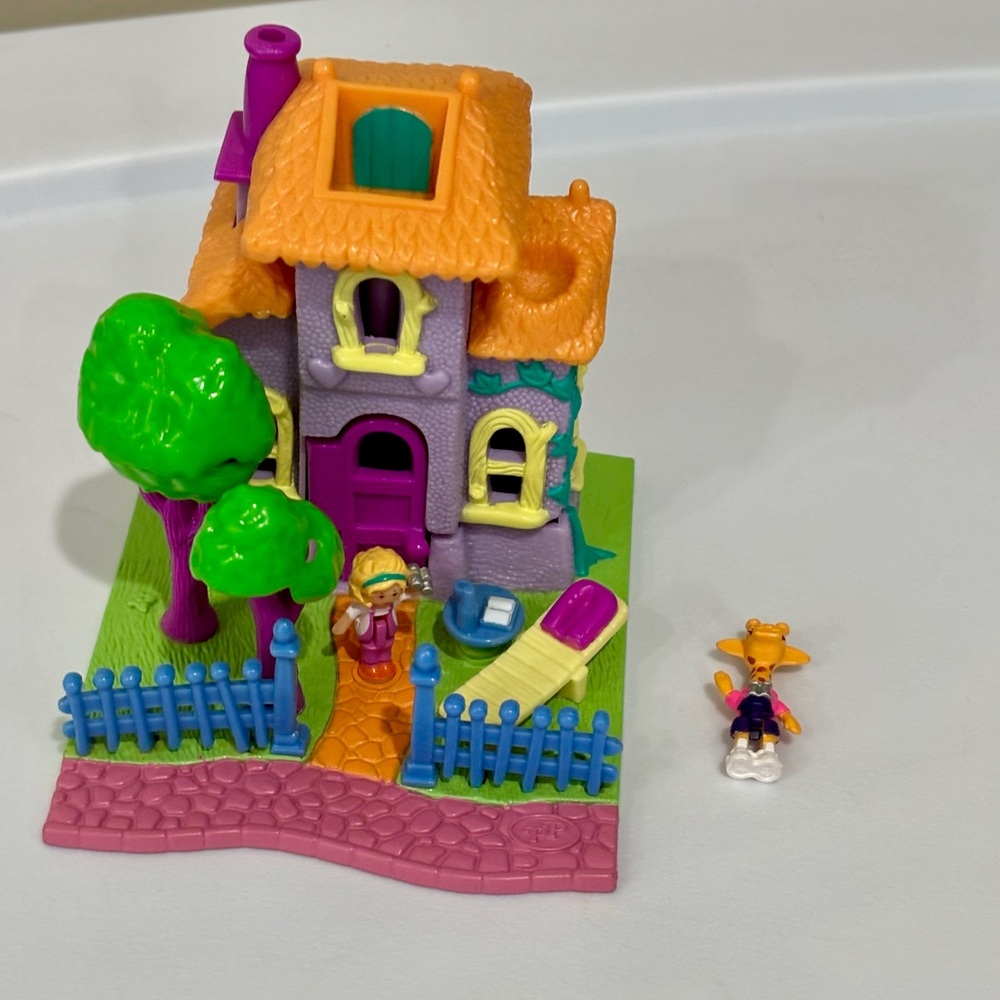 Vintage 1994 Bluebird Toys Polly Pocket Giraffe House Rare Nostalgia